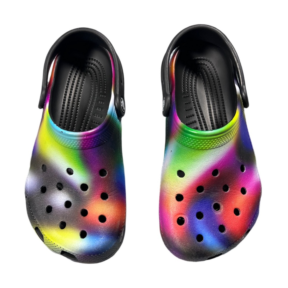 Crocs Classic Tie-Dye Clogs Youth Size 2 | Slip-On Comfort Shoes - Picture 3 of 7